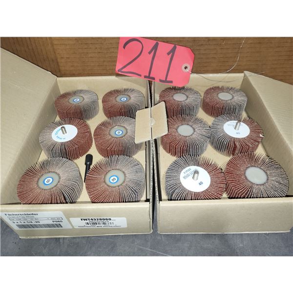 Lot(20) of  Threaded Flap Wheel 3" x 1" x 1/4"-20 Gr. 40-60 with Mandrel