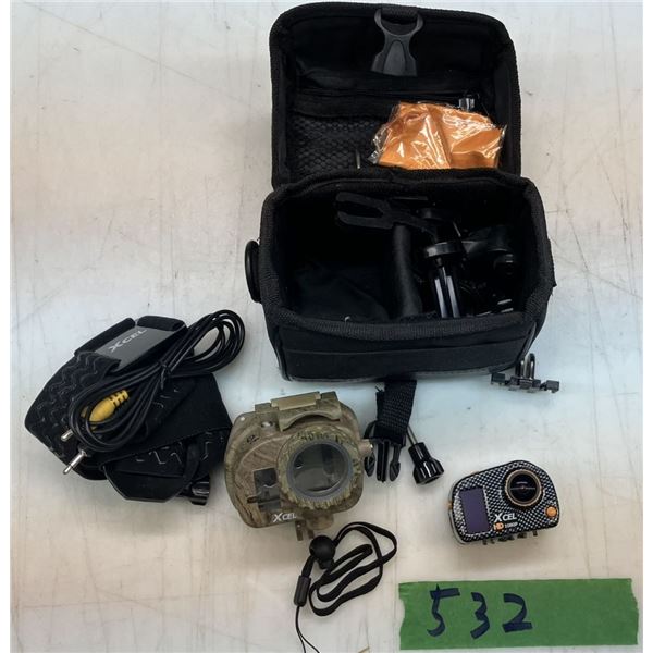 Caméra sport Xcel HD avec accessoire et sac