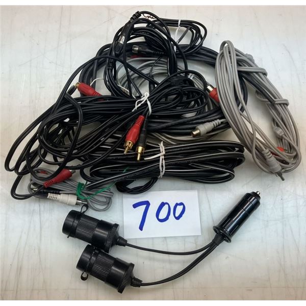 Fils RCA, et connecteur auto 12V
