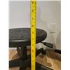 Image 5 : Bevco low rolling stool lot - Polyurethane foam, chemical resistant, industrial furniture
