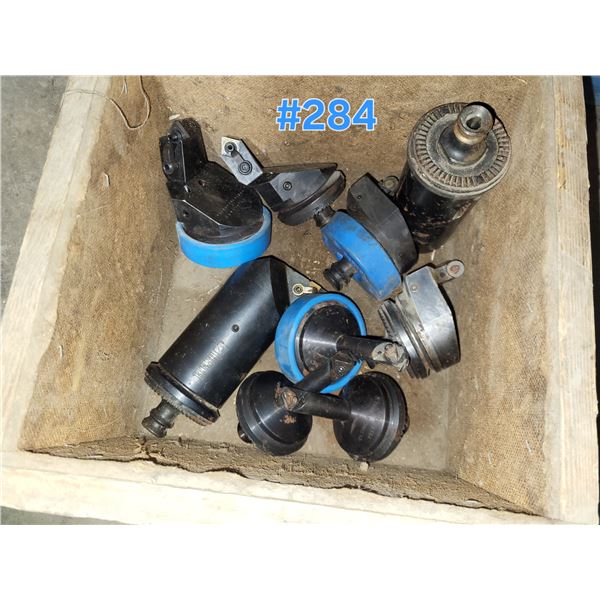 Box wih content (Hertel Holder)