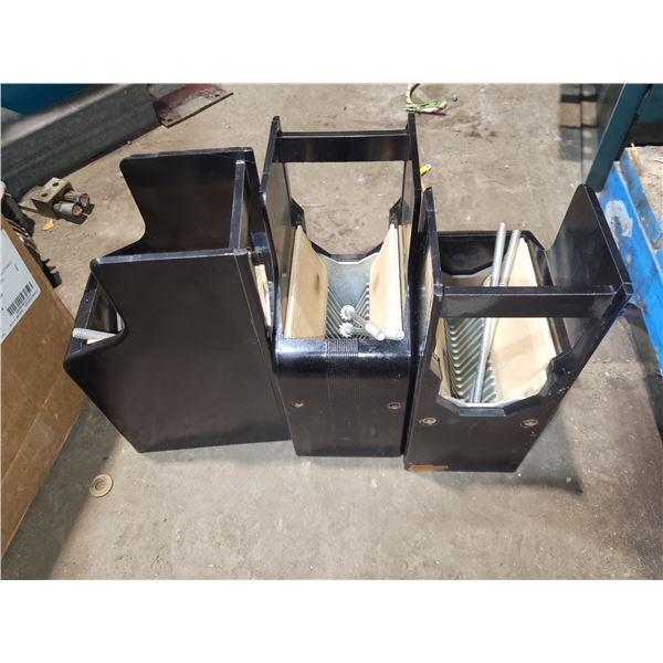 Westinghouse DB-50 Arc Chute 1611017