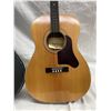 Image 3 : VINTAGE HARMONY H-4101 ACOUSTIC TENOR GUITAR WITH CASE