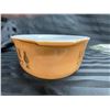 Image 22 : HUGE LOT OF VINTAGE PYREX DISHES IN THE EARLY AMERICAN 22-KARAT GOLD PATTERN