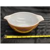 Image 32 : HUGE LOT OF VINTAGE PYREX DISHES IN THE EARLY AMERICAN 22-KARAT GOLD PATTERN