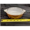 Image 39 : HUGE LOT OF VINTAGE PYREX DISHES IN THE EARLY AMERICAN 22-KARAT GOLD PATTERN
