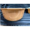 Image 6 : HUGE LOT OF VINTAGE PYREX DISHES IN THE EARLY AMERICAN 22-KARAT GOLD PATTERN