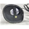 Image 10 : VINTAGE PENGUIN-SHAPED TABLE LAMP WITH A FROSTED GLASS BODY AND A METAL BASE