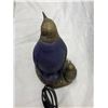 Image 11 : VINTAGE PENGUIN-SHAPED TABLE LAMP WITH A FROSTED GLASS BODY AND A METAL BASE