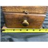 Image 14 : ANTIQUE COLLECTION, FEATURING A WOODEN WASHBOARD, A CAST IRON AND WOODEN COFFEE GRINDER, A JASCO MET