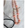 Image 15 : COLLECTION OF ASSORTED VINTAGE COSTUME JEWELRY