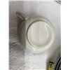 Image 13 : COLLECTION OF VINTAGE ROYAL CHINA CURRIER & IVES BLUE AND WHITE DINNERWARE
