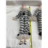 Image 2 : VINTAGE SUN DIAMOND PIERROT PORCELAIN DOLLS