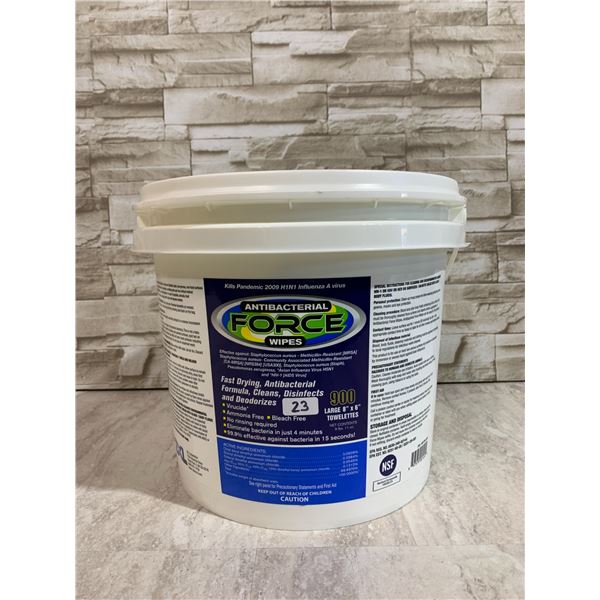 Bucket of Antibacterial Force Wipes 900 Count 8" x 6" Toweletts