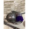 Image 7 : Dyson DC37 Canister Vacuum