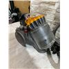 Image 5 : Dyson Stowaway DC23 Canister Vacuum