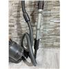 Image 6 : Dyson Stowaway DC23 Canister Vacuum