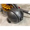 Image 10 : Dyson Stowaway DC23 Canister Vacuum