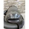 Image 12 : Dyson DC23 Canister Vacuum