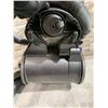Image 13 : Dyson DC23 Canister Vacuum