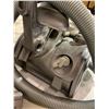 Image 8 : Dyson DC23 Canister Vacuum