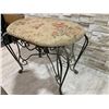 Image 6 : Decorative Floral Cushion Stool