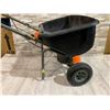 Image 12 : Scotts Turf Builder Pro Spreader