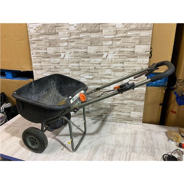 Scotts Turf Builder Pro Spreader