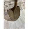 Image 2 : Spade Shovel