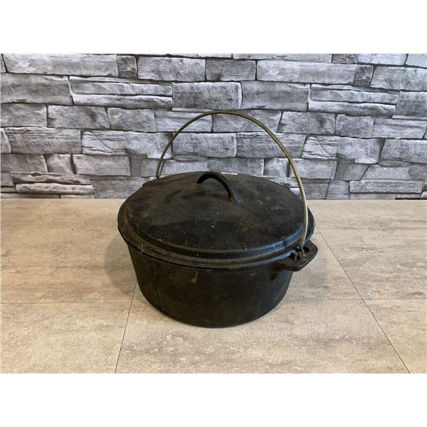 Cast Iron Dutch Oven 10 Inch Round