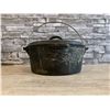 Image 3 : Cast Iron Dutch Oven 10 Inch Round