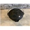 Image 4 : Cast Iron Dutch Oven 10 Inch Round