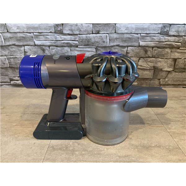 Dyson V8 Cordless Vacuum Cleaner