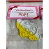 Image 2 : Valentines Party Favors Set