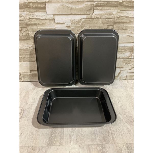 Lot of 3 Rectangle Baking Pans Non Stick Cake Pans 13 x 9