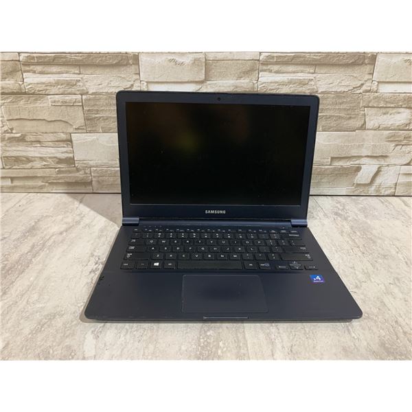 Samsung ATIV Book 9 Lite Laptop