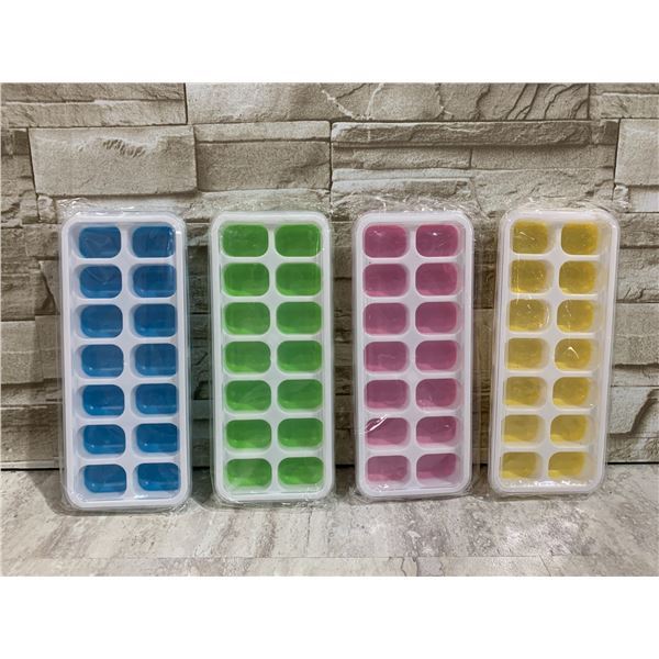 Lot of 4 Silicone Ice Trays w/ Lids