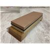 Image 5 : King Whetstone Model KW-65 Features Two Sides With Different Grit Levels With Stand
