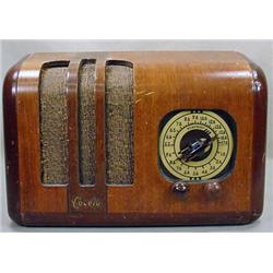 VINTAGE CONELY TABLETOP RADIO - Untested