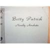 Image 3 : VINTAGE BETTY PATRICK NOVELITY ACROBATIC LETTER HE