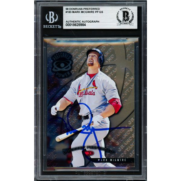 98 DONRUSS PREFERRED MARK MCGWIRE PP GS SIGNED TRADING CARD - BECKETT COA