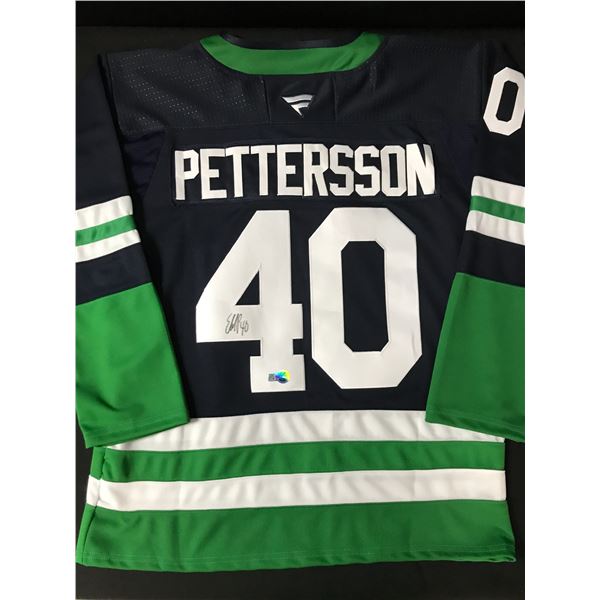 ELIAS PETTERSSON SIGNED VANCOUVER CANUCKS HOCKEY JERSEY - WWOC COA