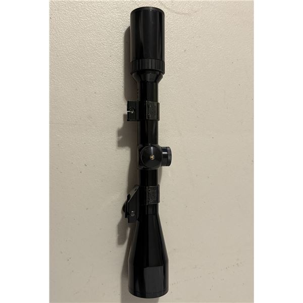 4x40 Bausch & Lomb rifle scope with Weaver mounts