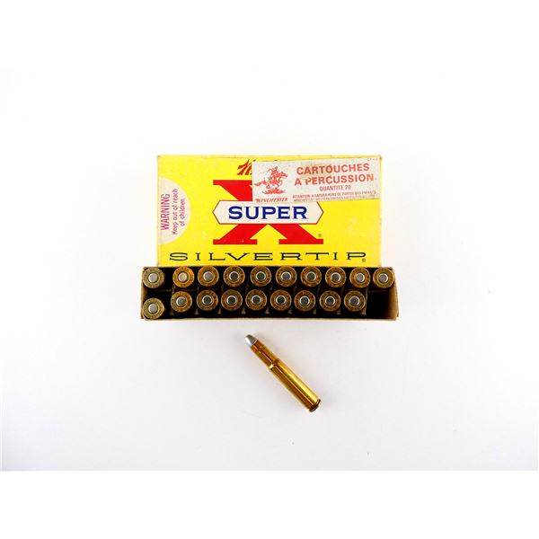 COLLECTIBLE WESTERN SUPER X .32 REM AMMO LOT