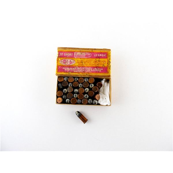 COLLECTIBLE CIL .32 SHORT RF AMMO AND NON-PRIMED CASE LOT