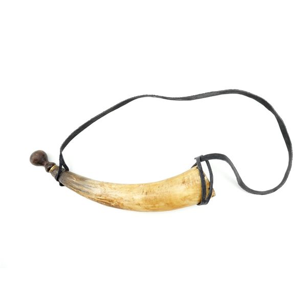 BLACK POWDER HORN