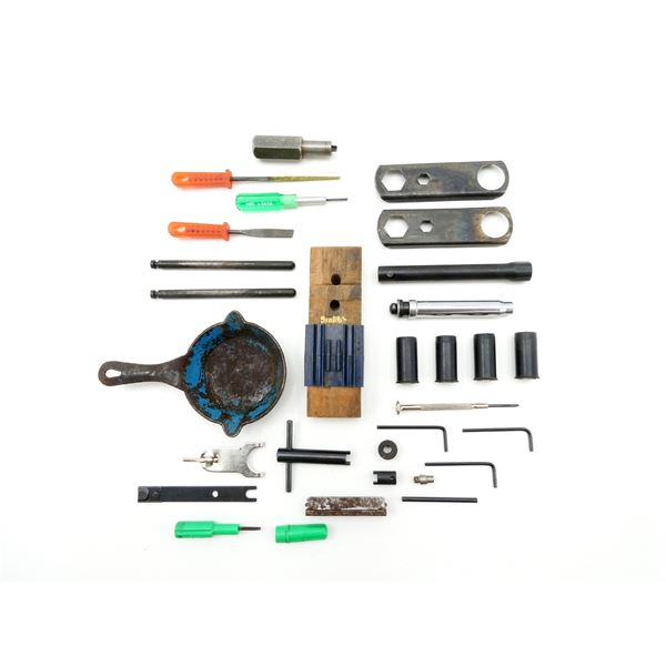 ASSORTED BLACK POWDER ACCESSORIES LOT