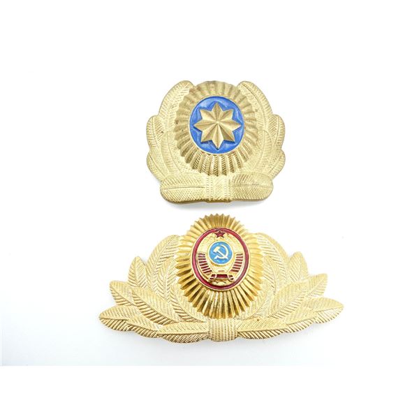 ASSORTED MILITARY CAP BADGE LOT