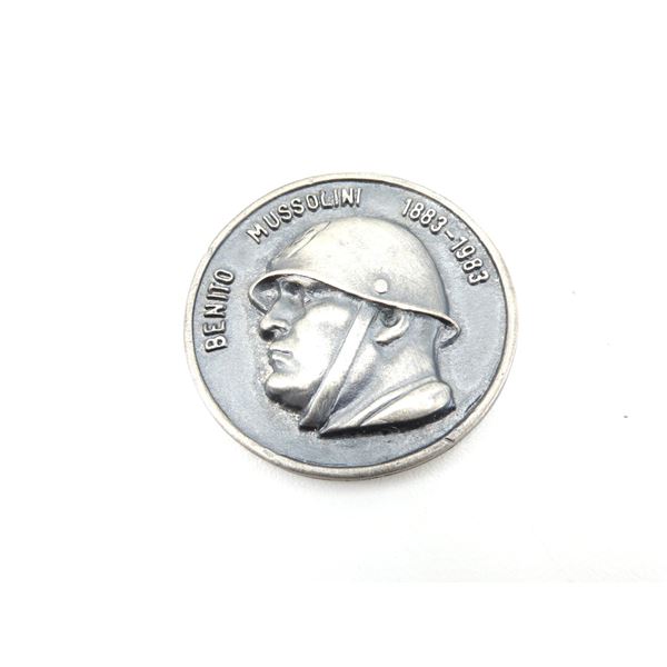 COMMEMORATIVE BENITO MUSSOLINI MEDALLION
