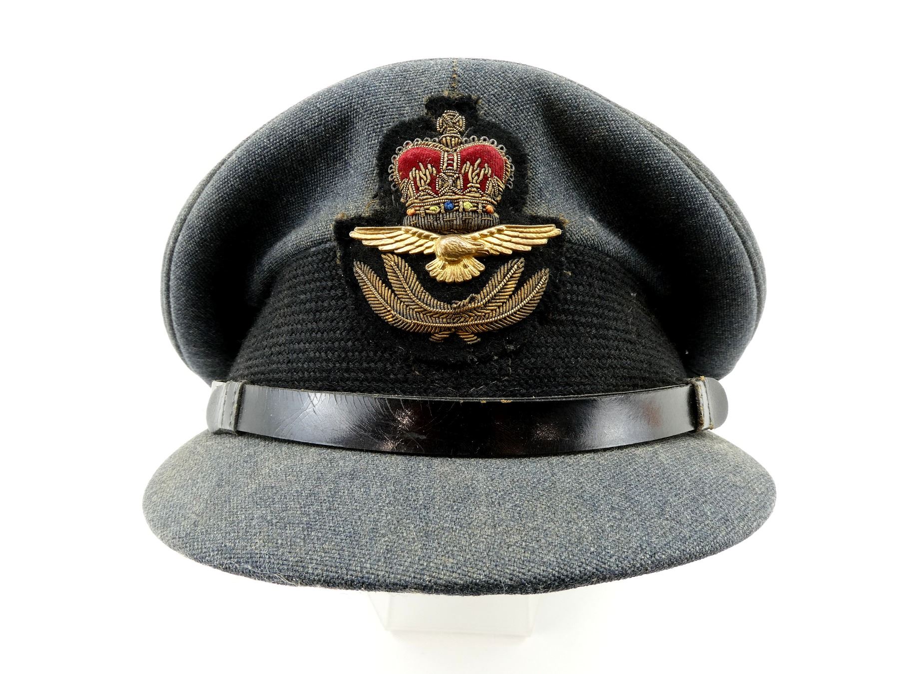 Rcaf Cap WWII ERA RCAF OFFICER'S PEAKED CAP - Switzer's Auction & Appraisal Service